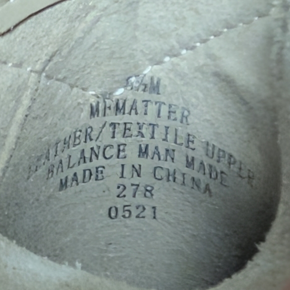 Marc FisherMATTER Suede Block Heel Pointed Toe Dark Natural Ankle Boots Size 8.5 - Picture 6 of 8